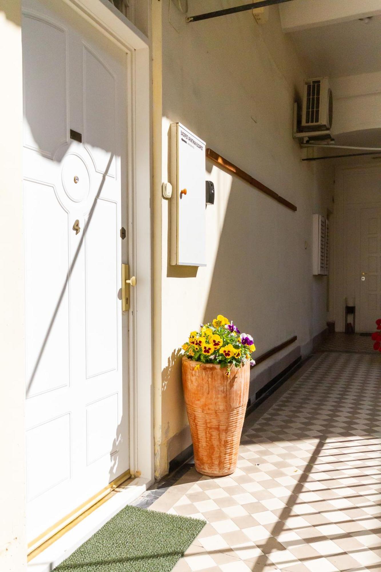 Badepest Apartment Budapest Eksteriør billede